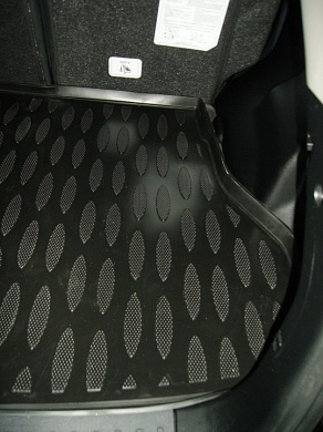 Полиуретановый коврик в багажник Geely Emgrand X7 (Джили Эмгранд Х7) с бортиком